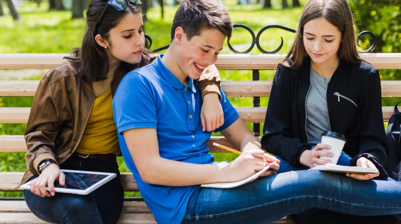 What Are the Education Requirements for a Social Worker?