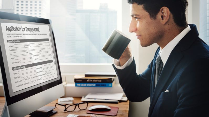 Commercial Sales Manager: Role, Responsibilities, and Career Growth