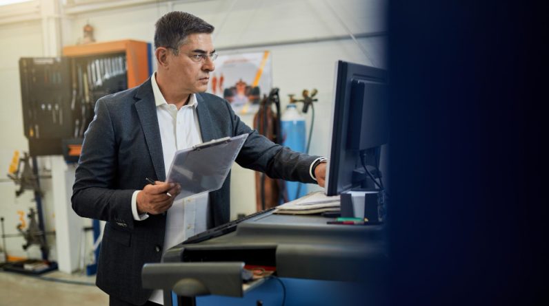 Technical Sales Manager: Responsibilities, Skills, and Career Growth