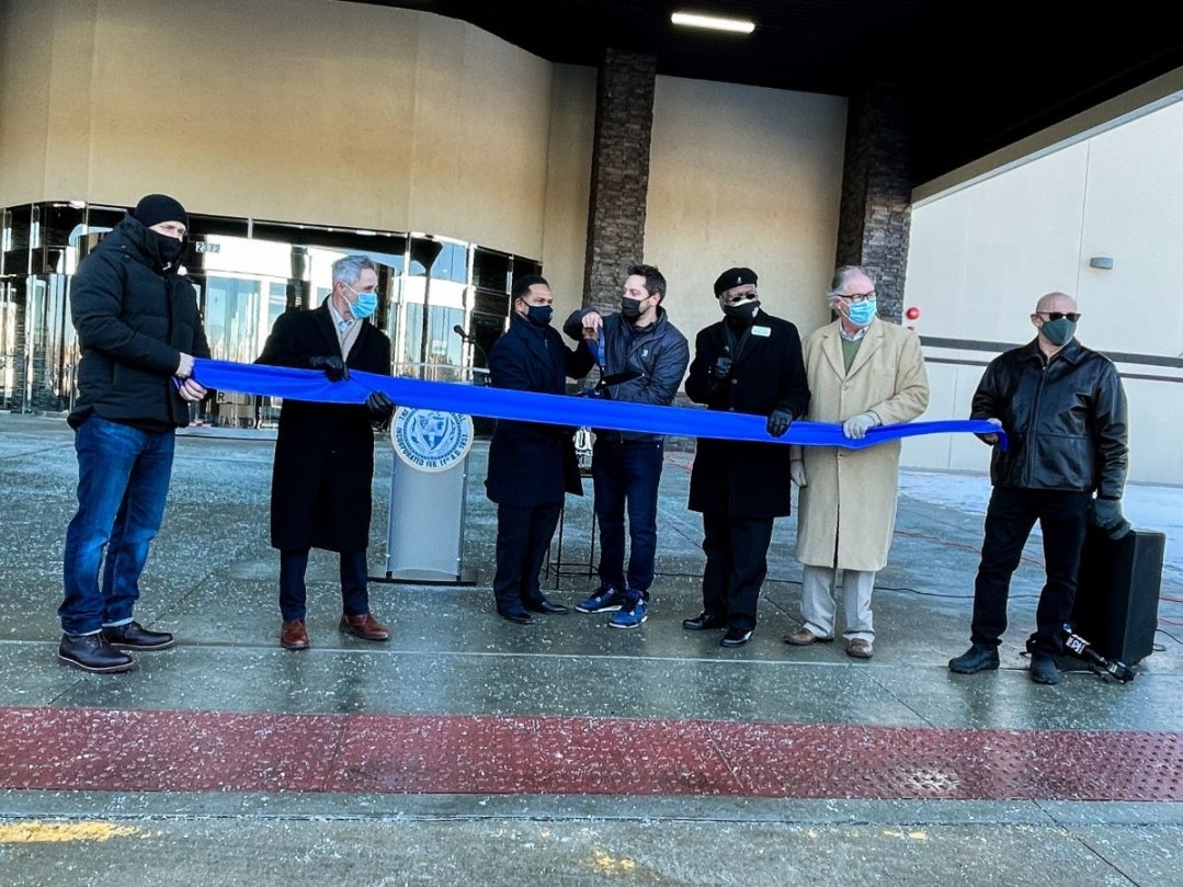 Factor Hires -Plus Workers For Food Prep Facility In Aurora Factor Hires -Plus Workers For Food Prep Facility In Aurora